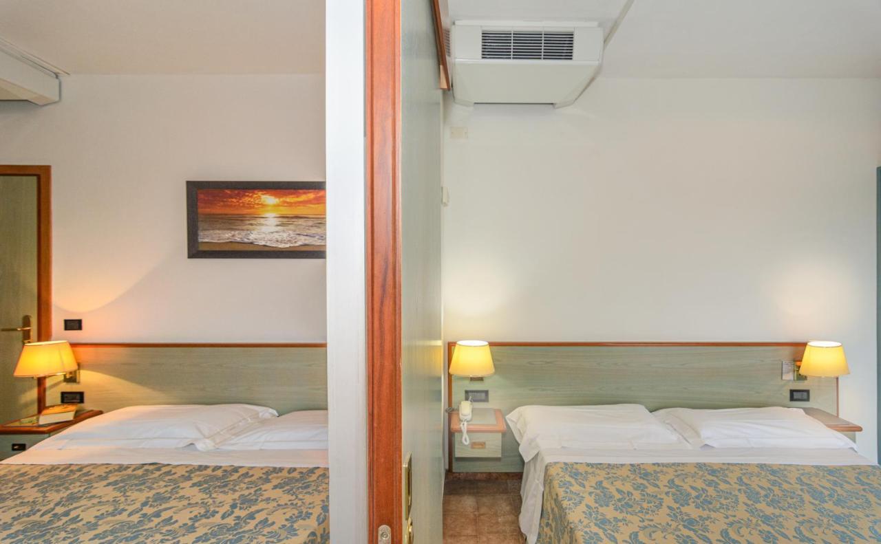 Hotel Paris ลิโด ดิ กามาโยเร ภายนอก รูปภาพ